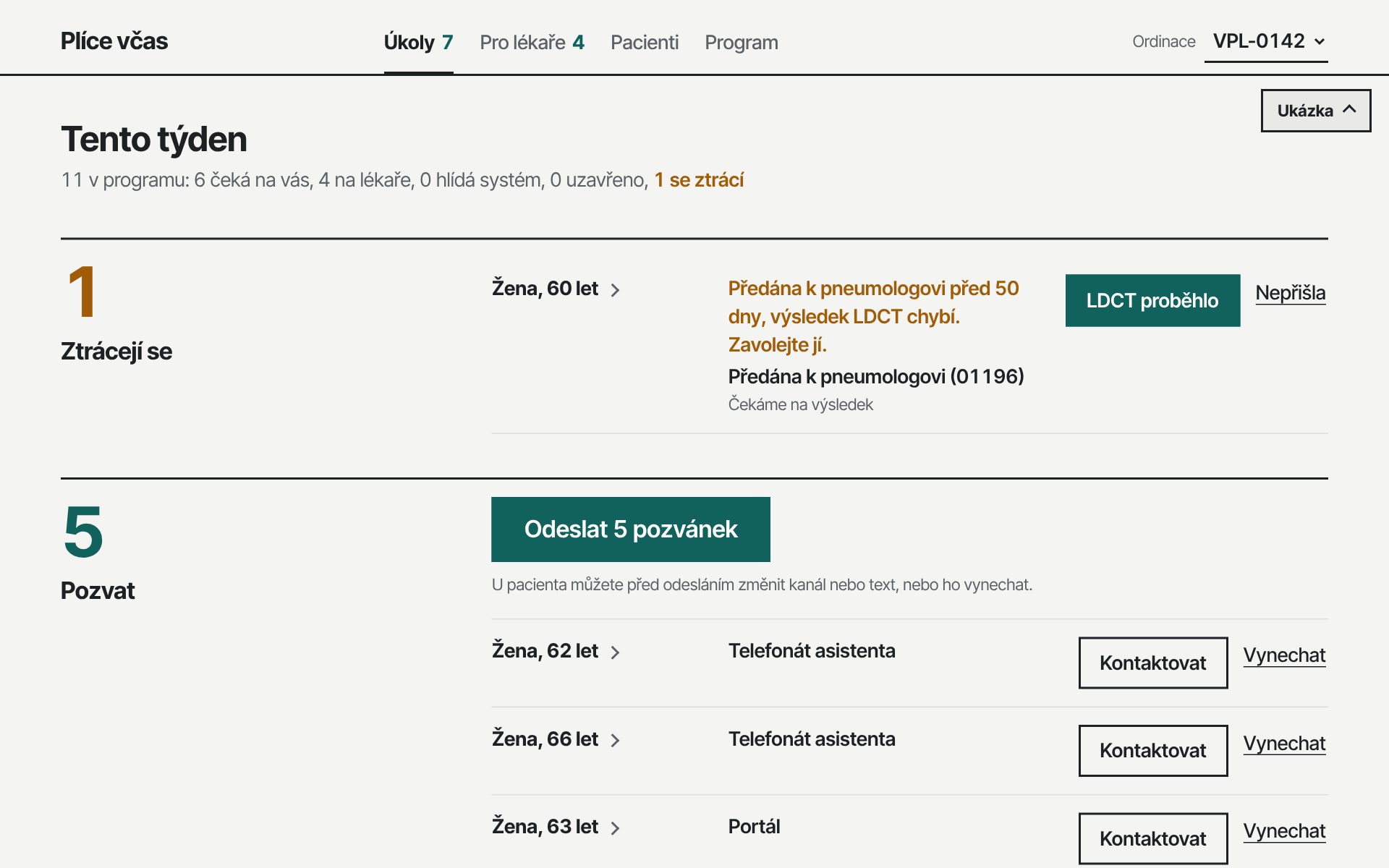 Obrazovka Úkoly: nahoře jeden pacient, který se ztrácí, pod ním pět pacientů k pozvání s tlačítkem Odeslat 5 pozvánek